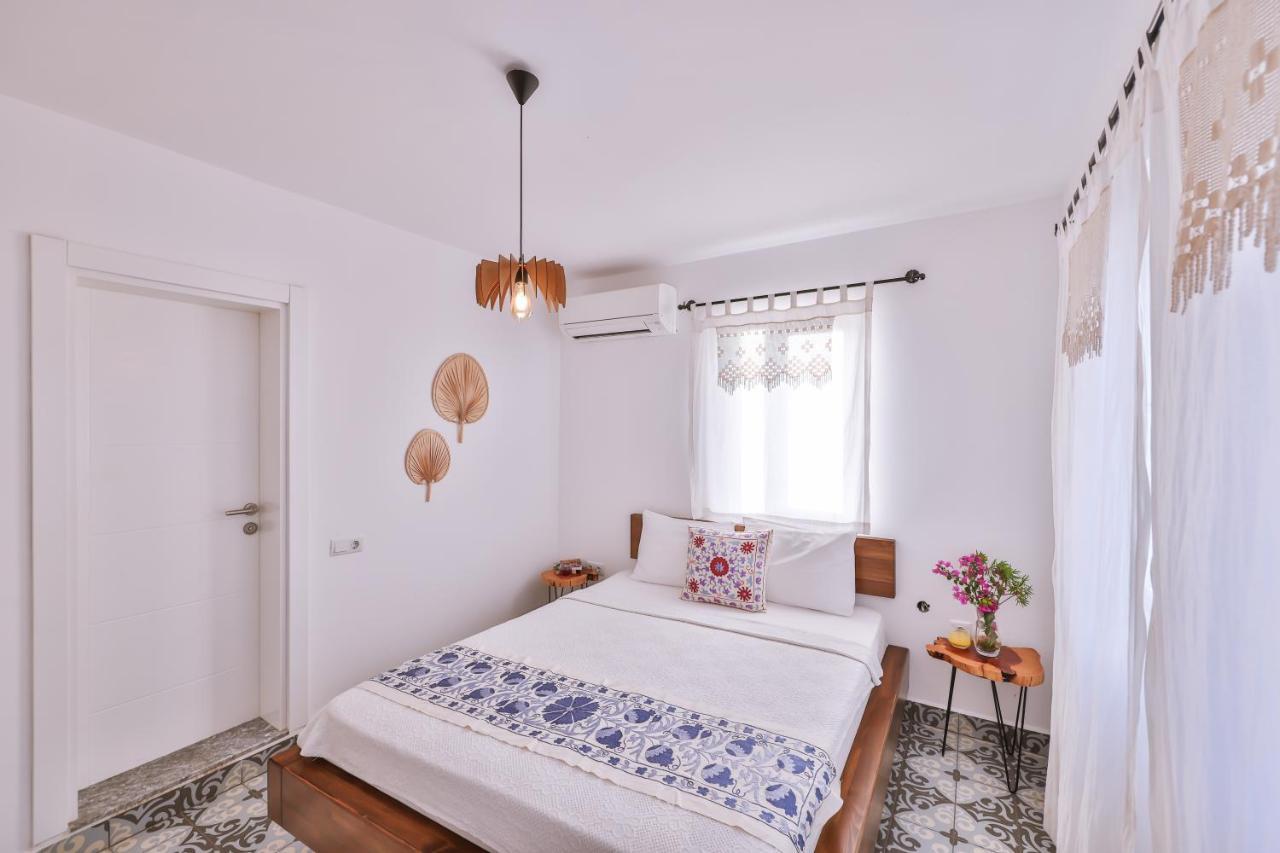 Dantel Butik Ev Pansiyon Kaş Exterior foto